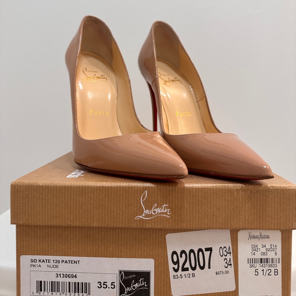 Christian Louboutin Nude So Kate 5.5